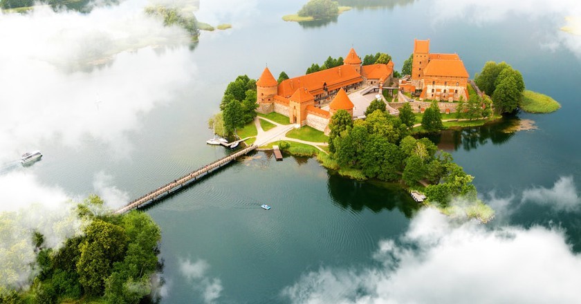 Litvania Latnivalok Megeri Oda Utazni Travelhunter