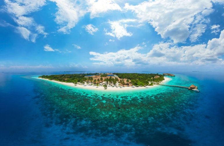 Reethi Faru Resort - Maldív-szigetek